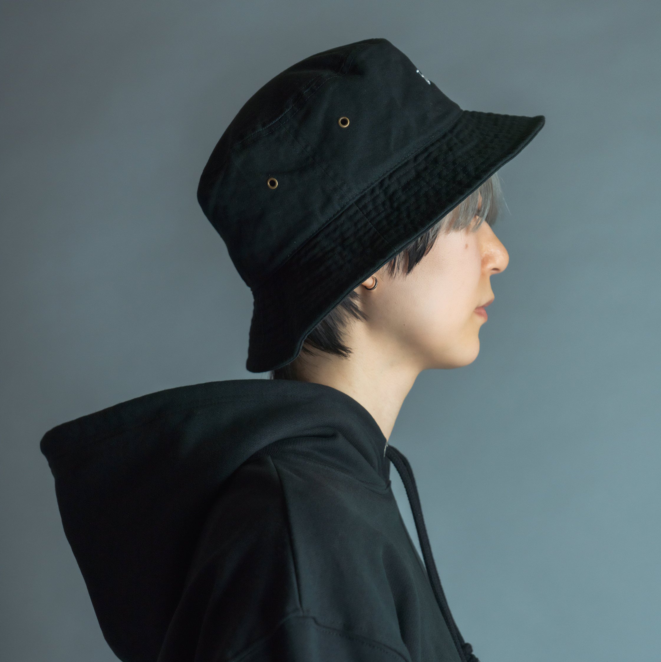 オリジナルロゴフロント刺繍バケットハット