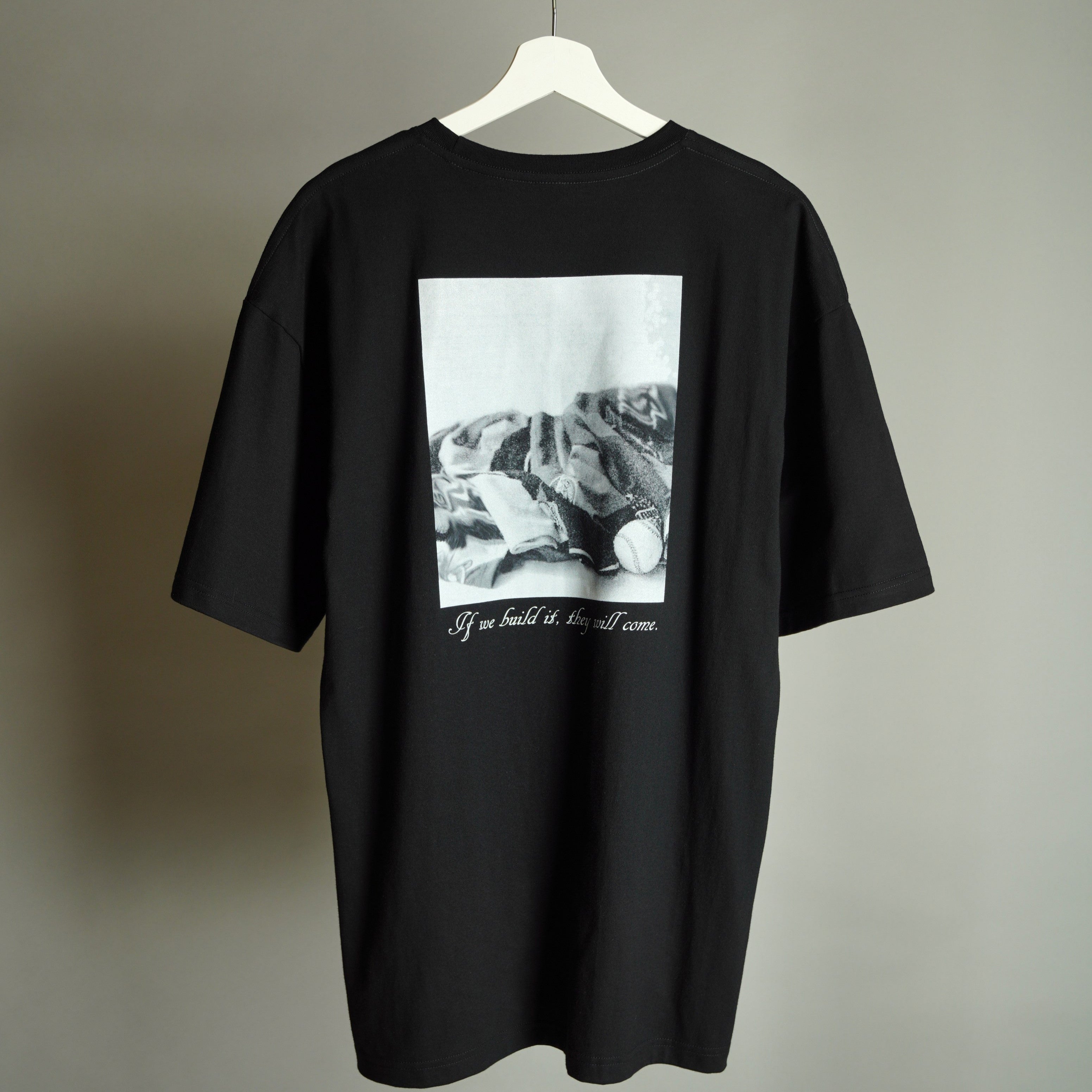 UNIFORM バックプリント半袖Tシャツ