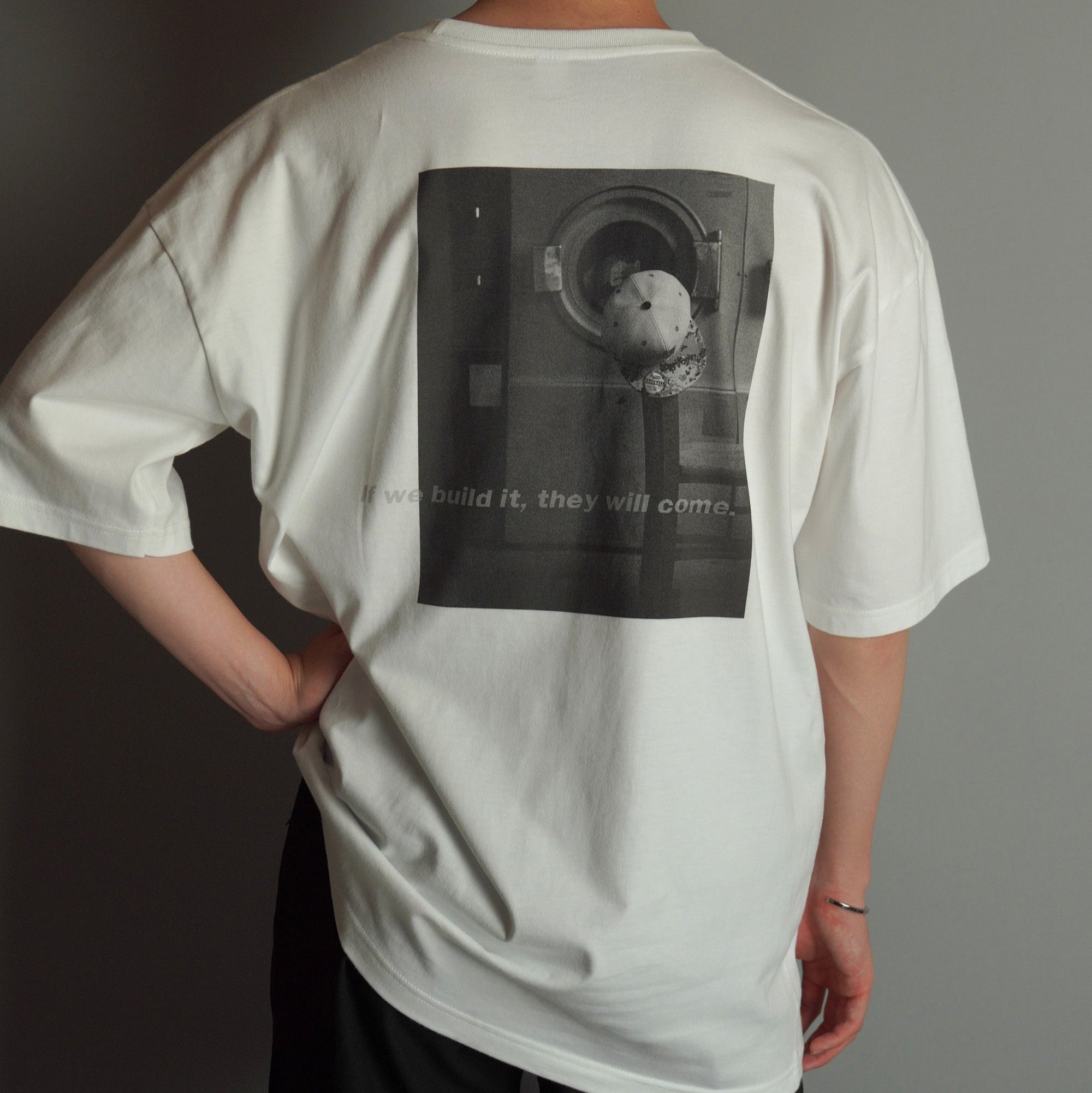 LAUNDRY バックプリント半袖Tシャツ